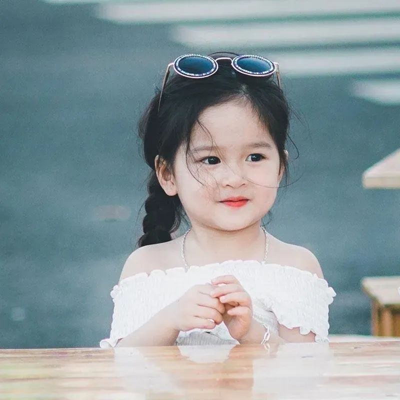 Avatar đôi em bé dễ thương giúp bạn nổi bật với sự đáng yêu