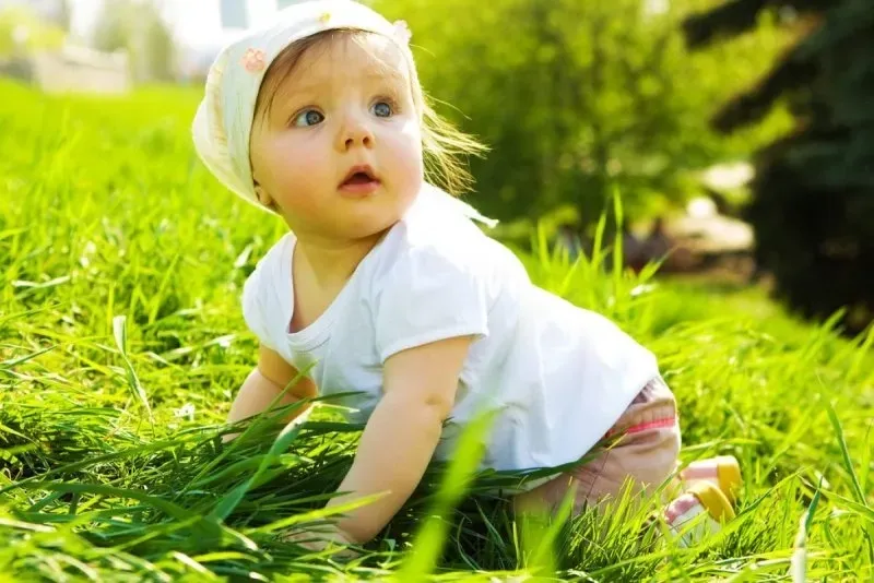 Avt em bé giúp bạn thể hiện tình yêu với sự dễ thương