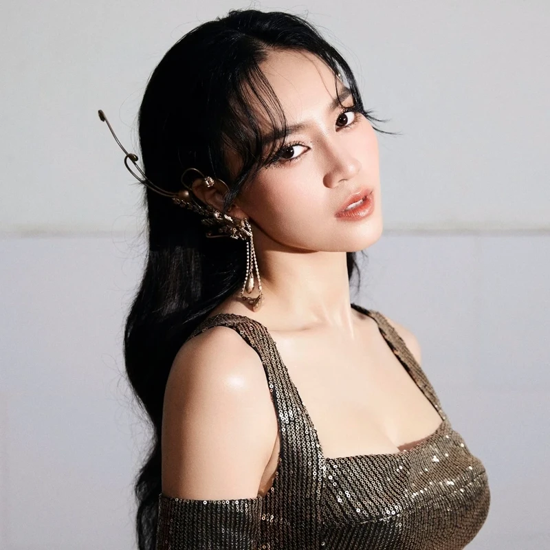 Ninh Dương Lan Ngọc trong ảnh bikini đầy sức sống Ninh Dương Lan Ngọc trong ảnh bikini đầy sức sống