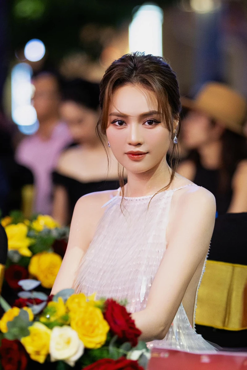 Ninh Dương Lan Ngọc và Ngô Kiến Huy trong đ ám cưới đẹp như mơ Ninh Dương Lan Ngọc và Ngô Kiến Huy trong đ ám cưới đẹp như mơ