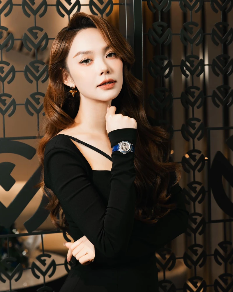 Lương Mạnh Hải đám cưới Minh Hằng là tin tức được nhiều người quan tâm