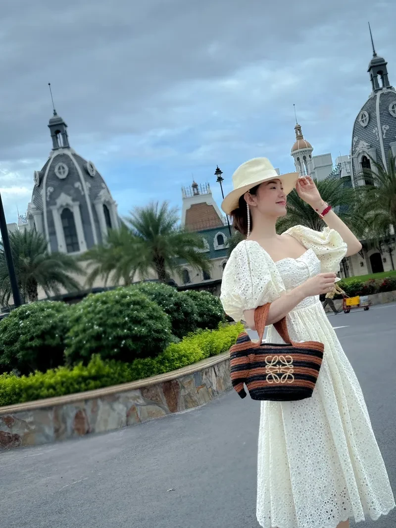 Gia đình nghệ sĩ Minh Hằng luôn tràn đầy yêu thương