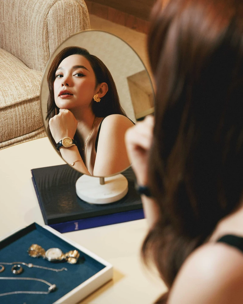 Ca sĩ Minh Hằng bây giờ đang hoạt động tích cực trong âm nhạc