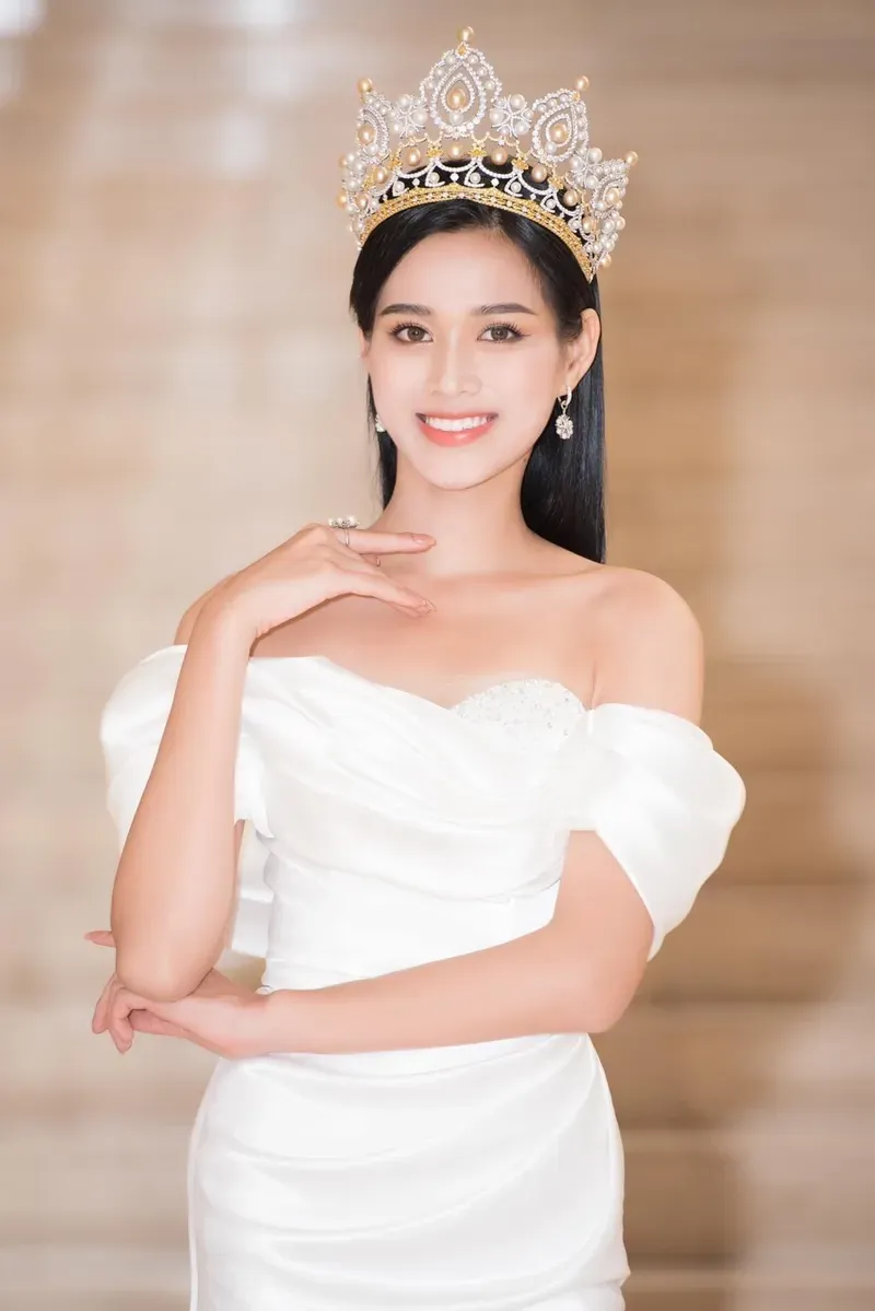 Đỗ Hà thi hoa hậu thế giới tạo ấn tượng mạnh mẽ Đỗ Hà thi hoa hậu thế giới tạo ấn tượng mạnh mẽ