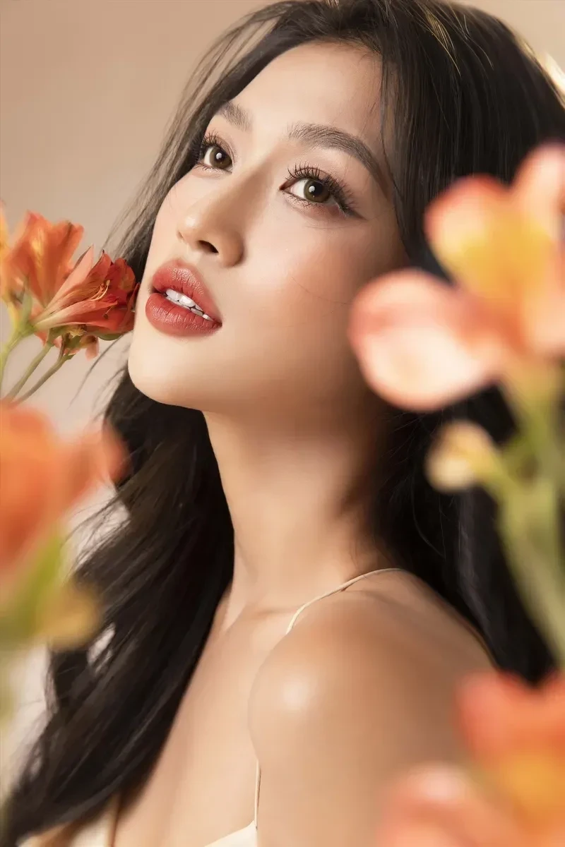 Hình ảnh áo tắm nổi bật của Đoàn Thiên Ân tại cuộc thi nhan sắc Hình ảnh áo tắm nổi bật của Đoàn Thiên Ân tại cuộc thi nhan sắc