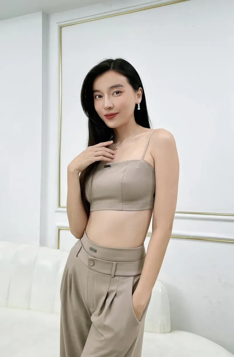 Cao Thai Hà bikini mang đến hình ảnh gợi cảm và cuốn hút Cao Thai Hà bikini mang đến hình ảnh gợi cảm và cuốn hút