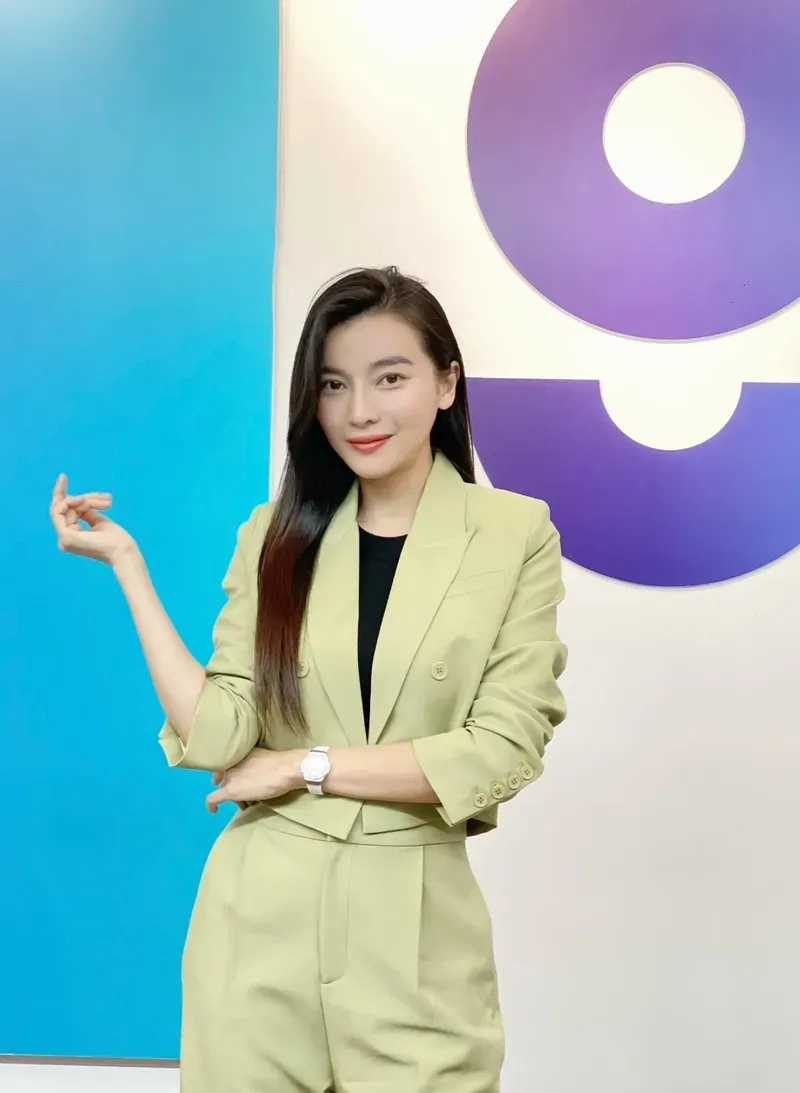 Bạn trai cũ Cao Thái Hà là một phần trong quá khứ của cô Bạn trai cũ Cao Thái Hà là một phần trong quá khứ của cô