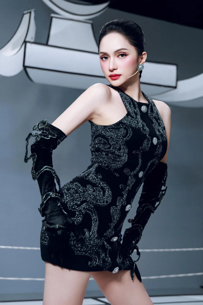 Hoa hậu Hương Giang là một trong những người đẹp nổi bật hiện nay Hoa hậu Hương Giang là một trong những người đẹp nổi bật hiện nay