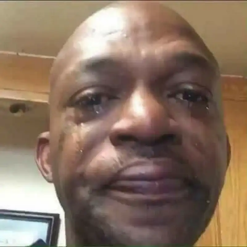 Meme Ronaldo khóc khiến người hâm mộ cảm thấy đồng cảm Meme Ronaldo khóc khiến người hâm mộ cảm thấy đồng cảm
