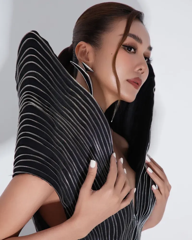 Nghệ sĩ thanh hằng luôn tỏa sáng với tài năng và phong cách riêng Nghệ sĩ thanh hằng luôn tỏa sáng với tài năng và phong cách riêng
