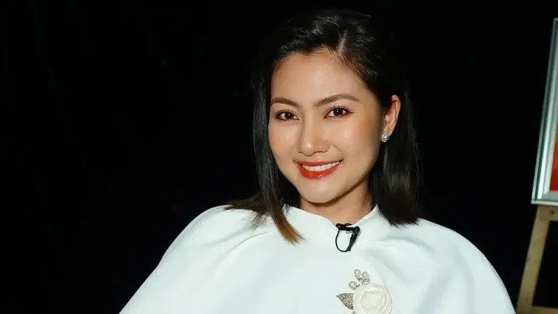 Hải ngoại Ngọc Lan là một trong những nghệ sĩ được yêu thích Hải ngoại Ngọc Lan là một trong những nghệ sĩ được yêu thích