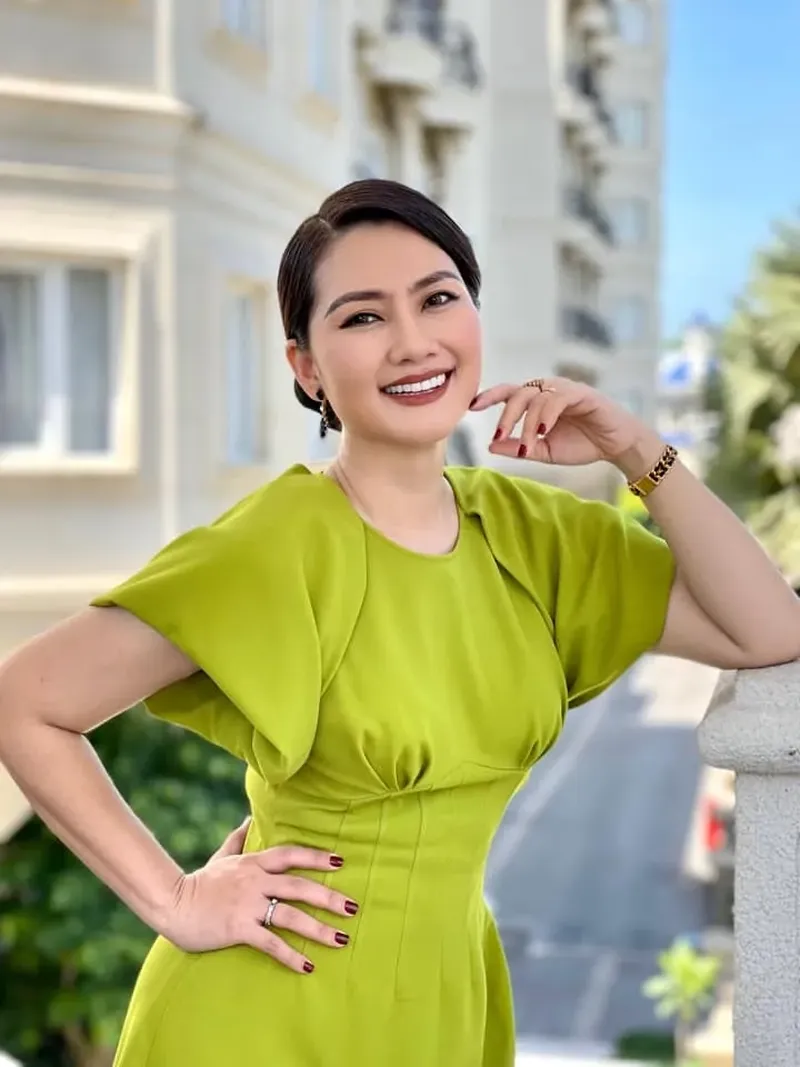 Ngọc Lan Chí Trung là một trong những cặp đôi nổi bật trong làng giải trí Ngọc Lan Chí Trung là một trong những cặp đôi nổi bật trong làng giải trí