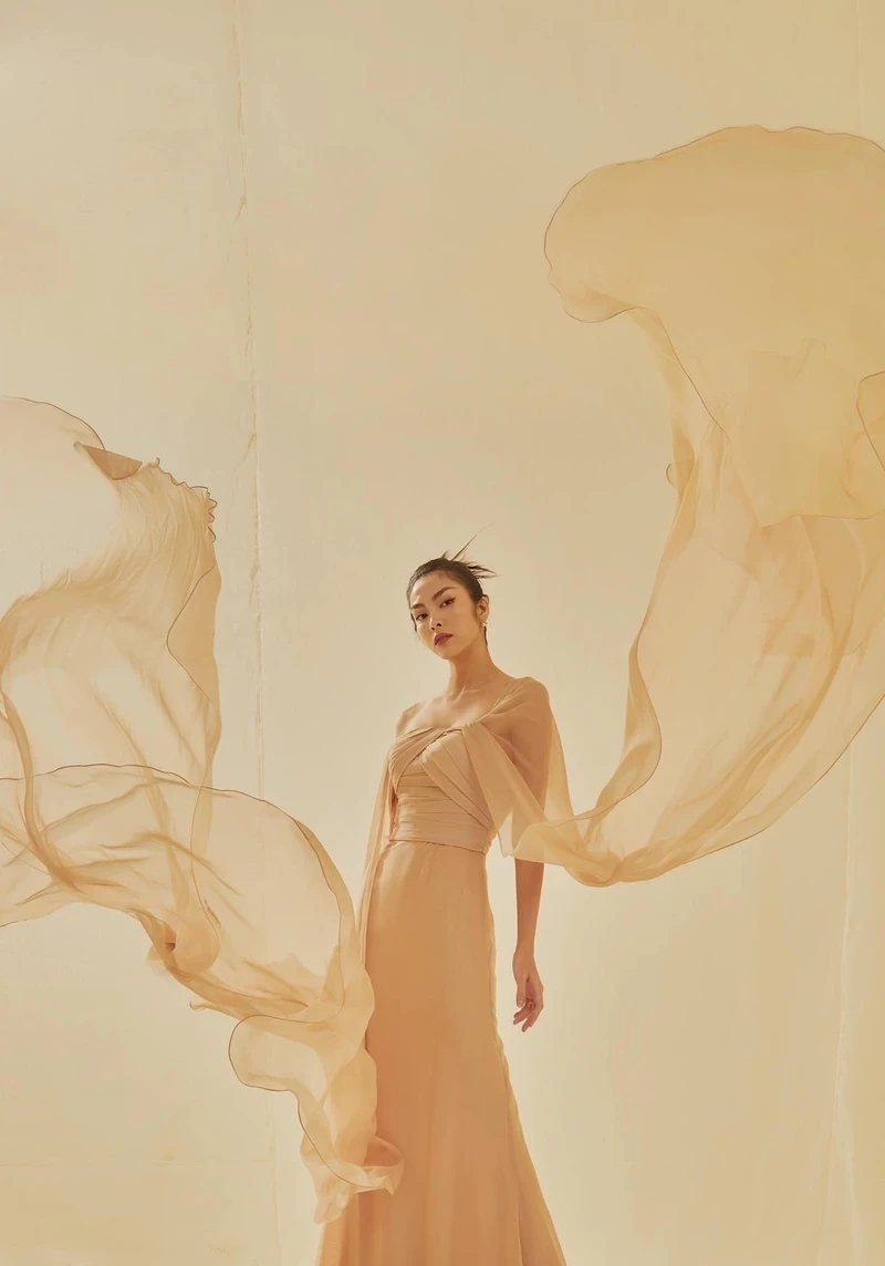 Thời trang của Tăng Thanh Hà luôn được yêu thích và cập nhật Thời trang của Tăng Thanh Hà luôn được yêu thích và cập nhật