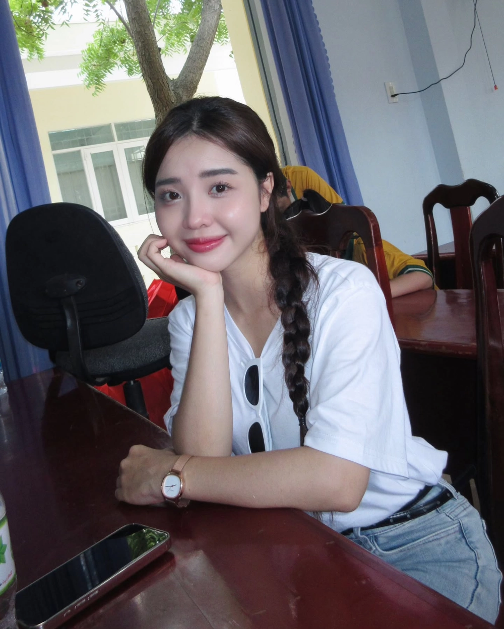 Must be Cindy tiktok gây ấn tượng với phong cách thời trang sành điệu