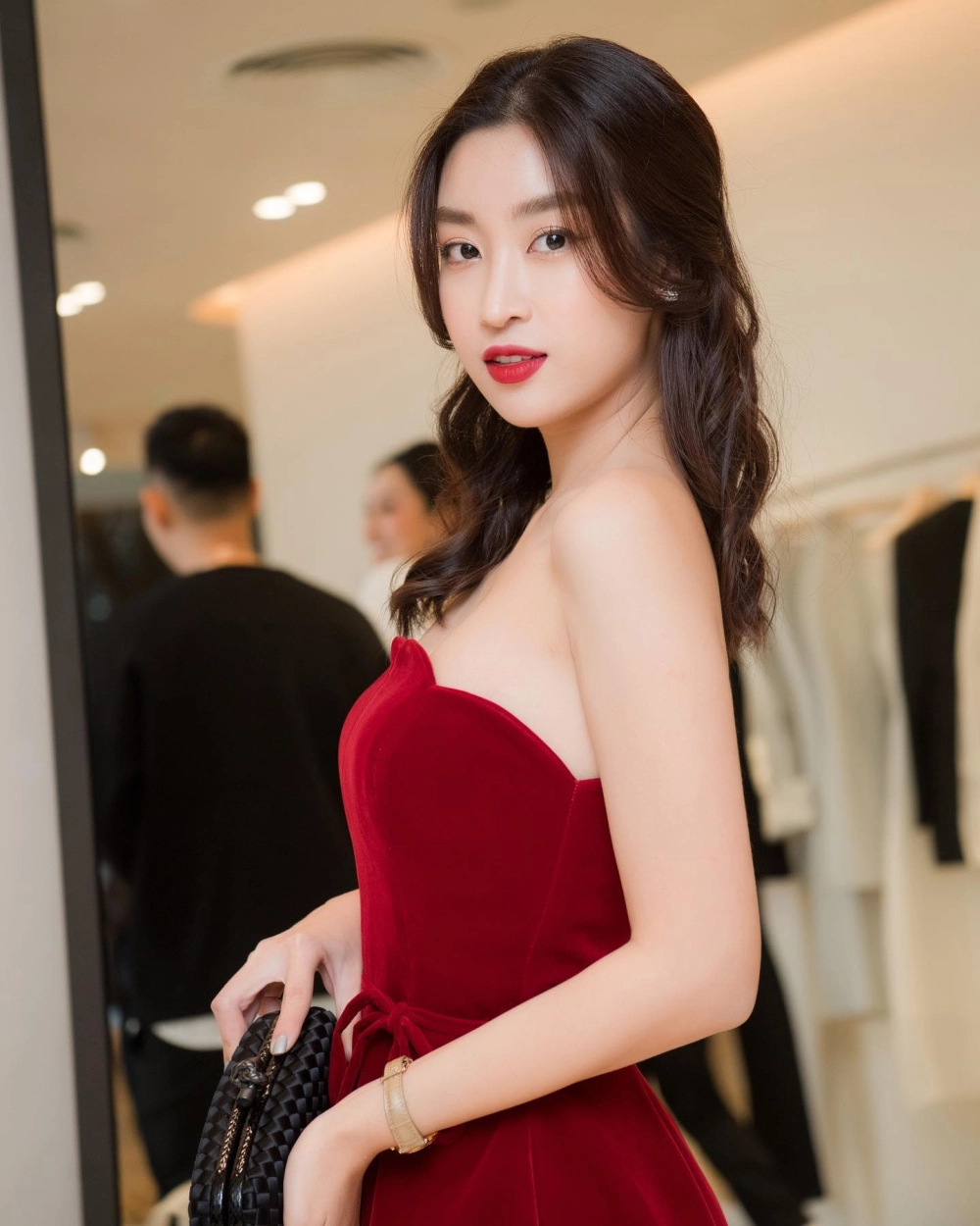 Đắm chìm trong tiếng hát Mỹ Linh đầy nội lực và cảm xúc
