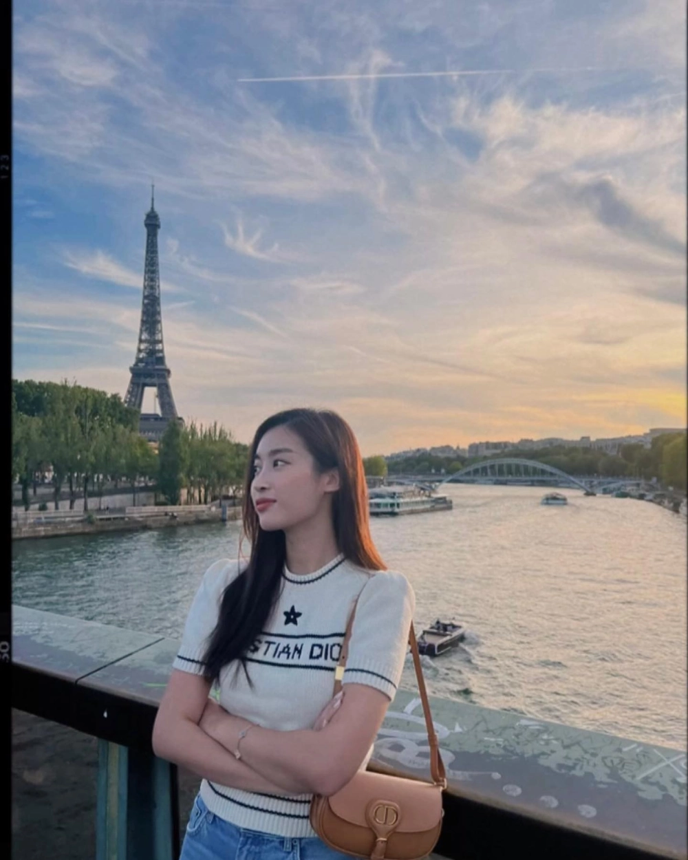 Cùng ngẫm lời bài hát Mỹ Linh Khúc giao mùa dịu dàng