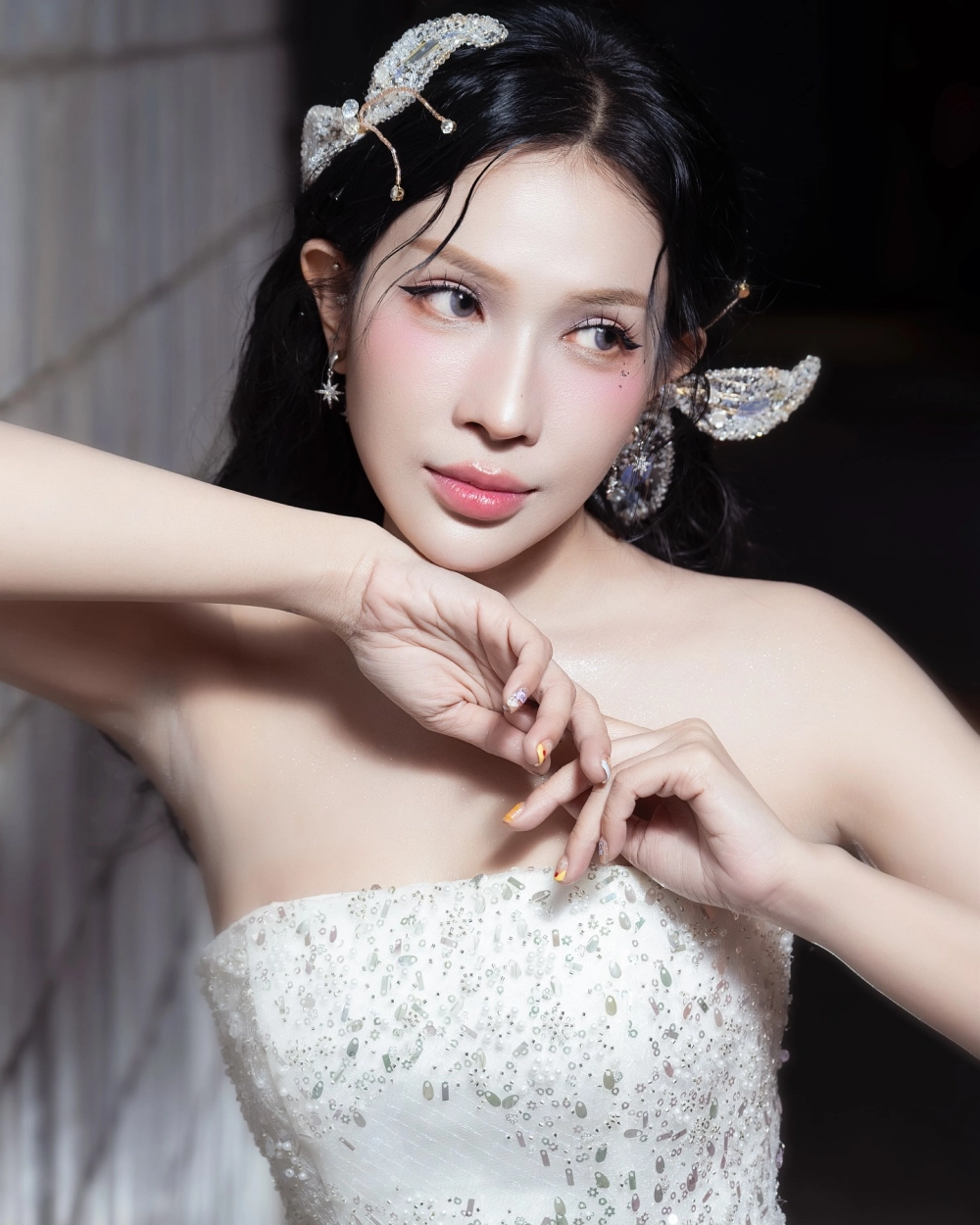 Mc Khả Như luôn làm chủ sân khấu với phong cách riêng