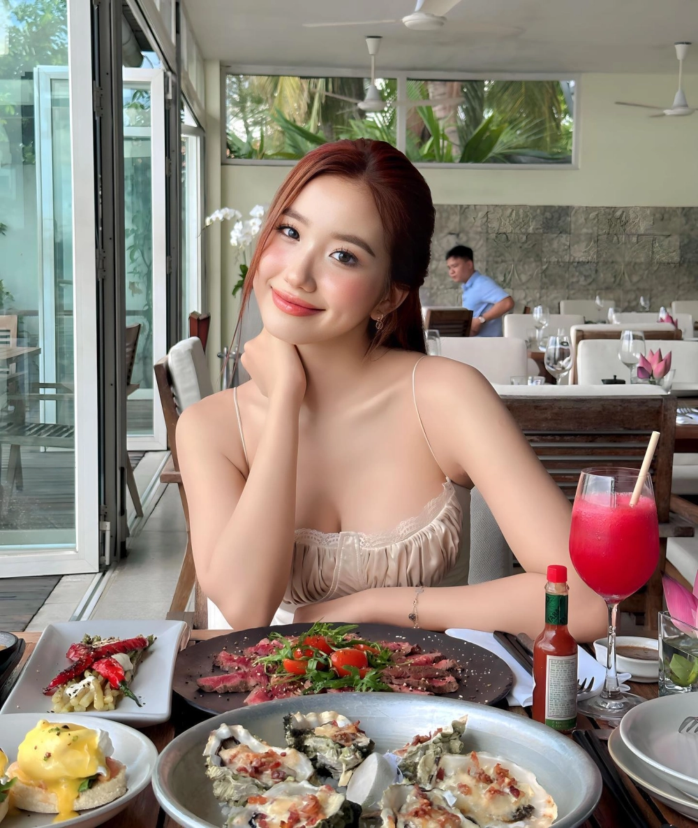 Cập nhật mới nhất từ Instagram Lê Thị Khánh Huyền