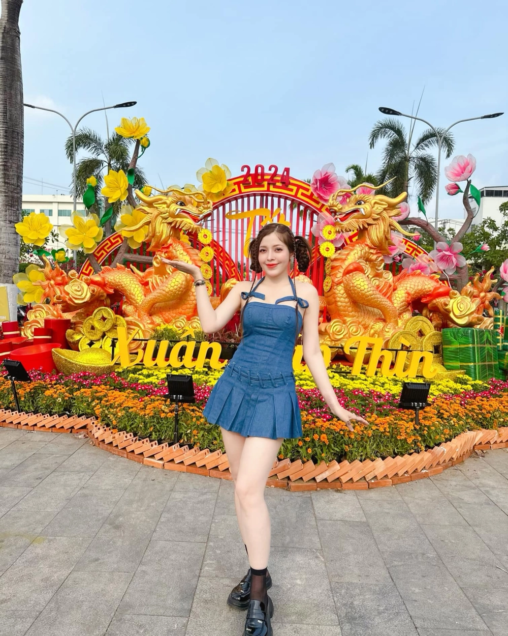 Linh Barbie sinh năm bao nhiều mà đã nổi tiếng vậy