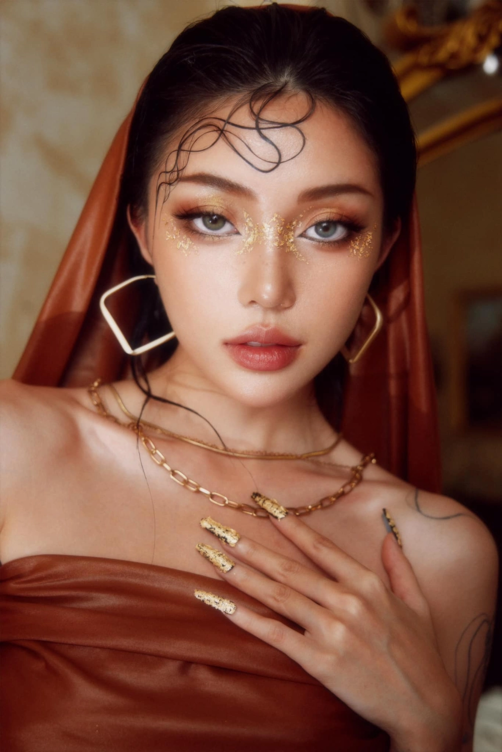 Hình ảnh sau Linh Ngọc Đàm chia tay gây xúc động mạnh
