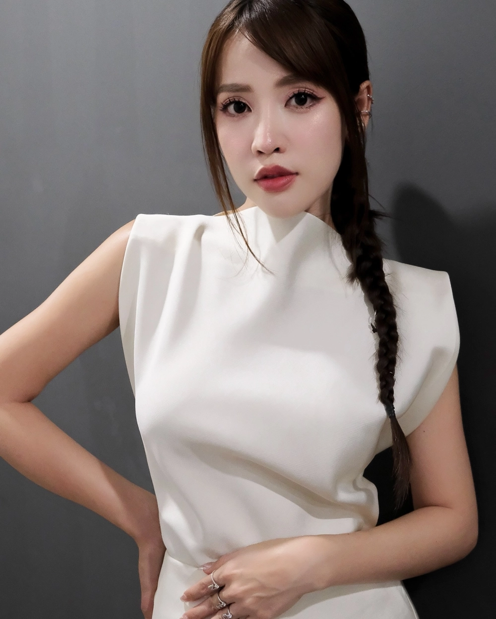 Visual trẻ trung khó tin khi biết Puka age thật