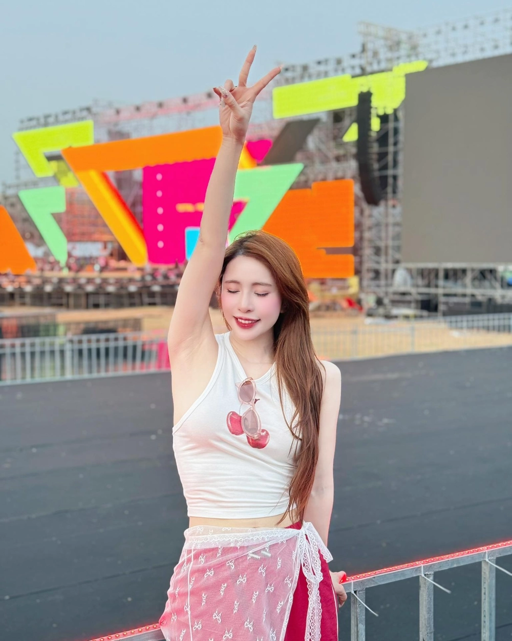 Tổng hợp video Quỳnh Nga đẹp xuất sắc không thể rời mắt