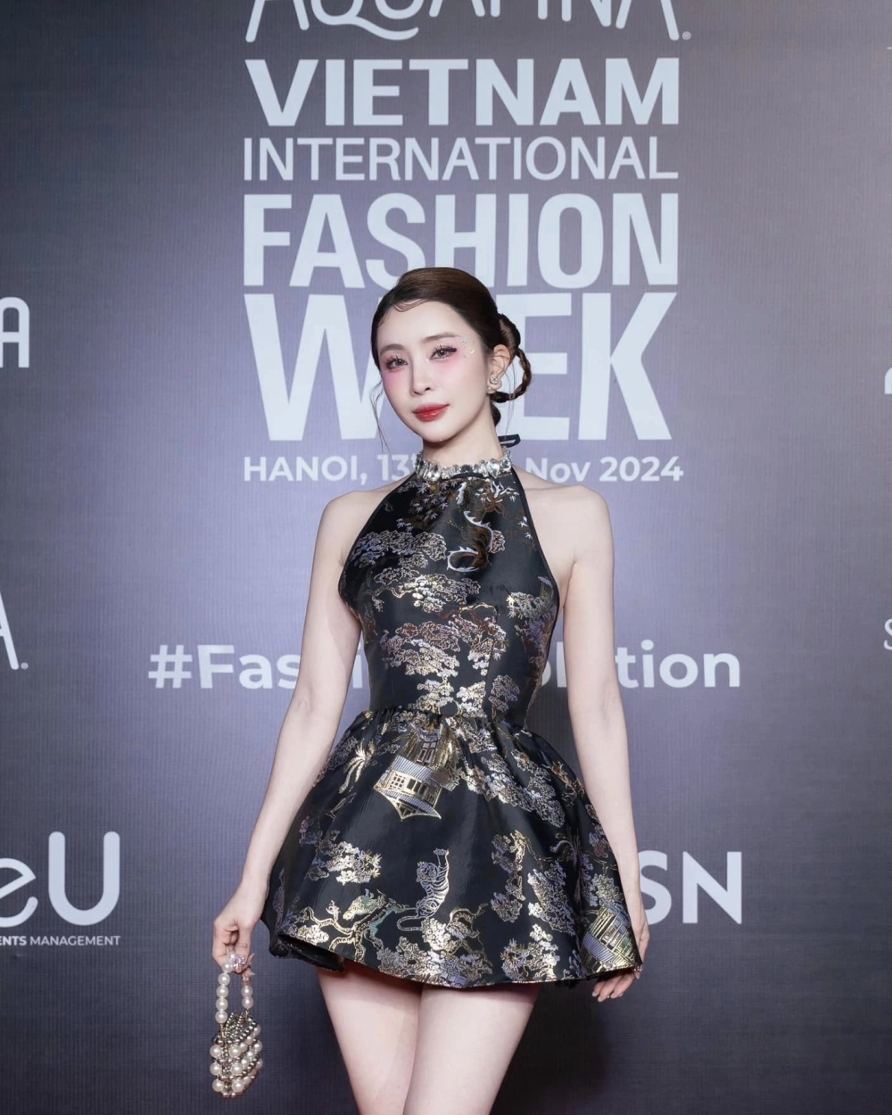 Dancer Quỳnh Nga với động tác uyển chuyển gây ấn tượng mạnh