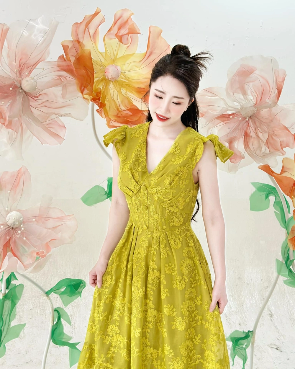 Khoảnh khắc đáng yêu từ Quỳnh Nga livestream gây bão cộng đồng mạng