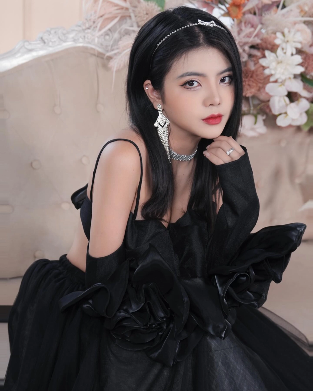 Reency Ngô tên thật là gì khiến dân mạng truy tìm