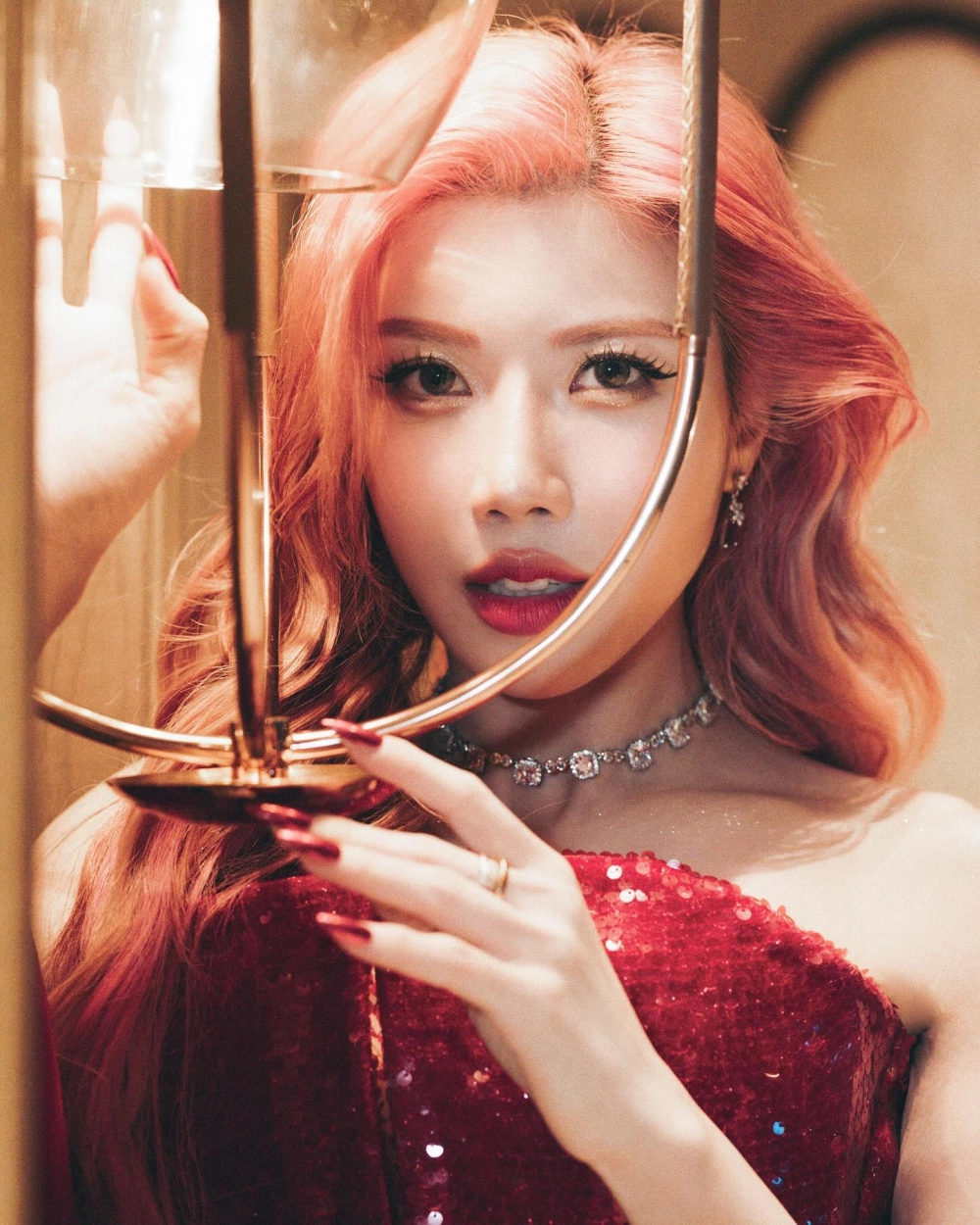 Quay Lại Trang Pháp mang đến cảm xúc mạnh mẽ và sâu sắc