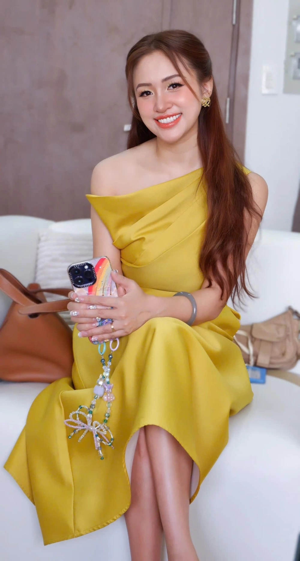 Thanh Vân Hugo sinh năm bao nhiêu? Vẻ đẹp không tuổi khiến ai cũng tò mò