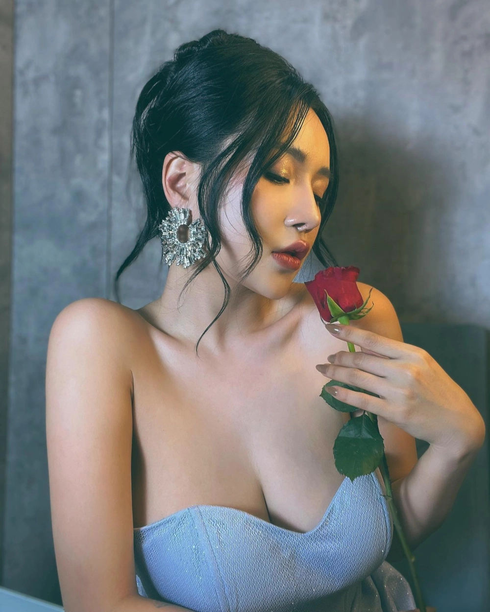 Khám phá ngay hình ảnh hot của Viên Vibi đang gây sốt