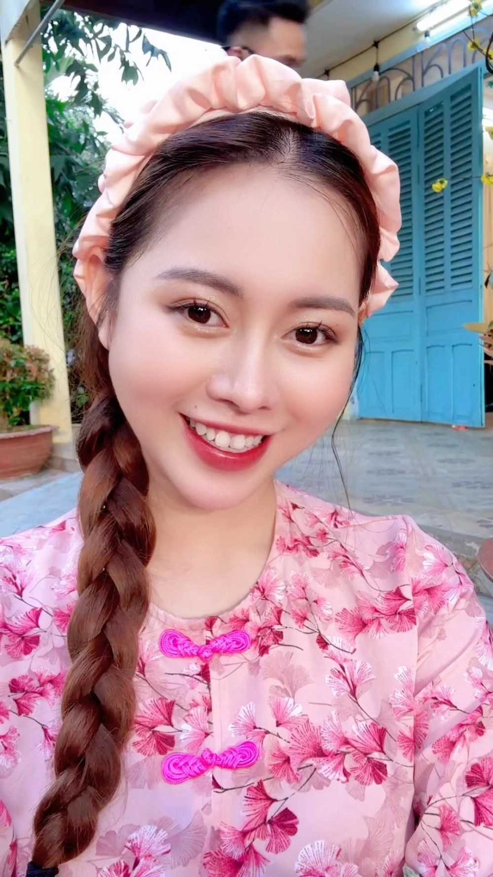 Việt Phương Thoa đi sự kiện luôn nổi bật và sang trọng