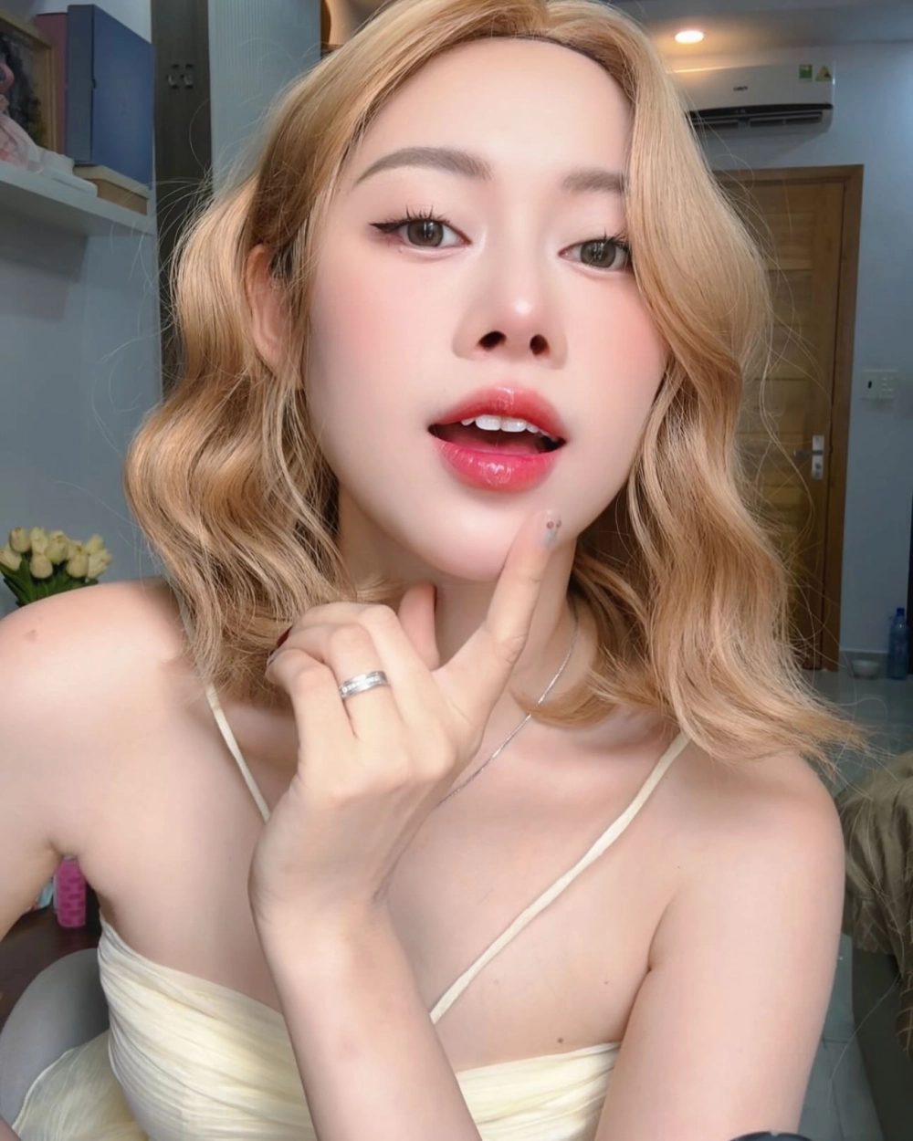 Việt Phương Thoa quê ở đâu mà khiến nhiều người bất ngờ