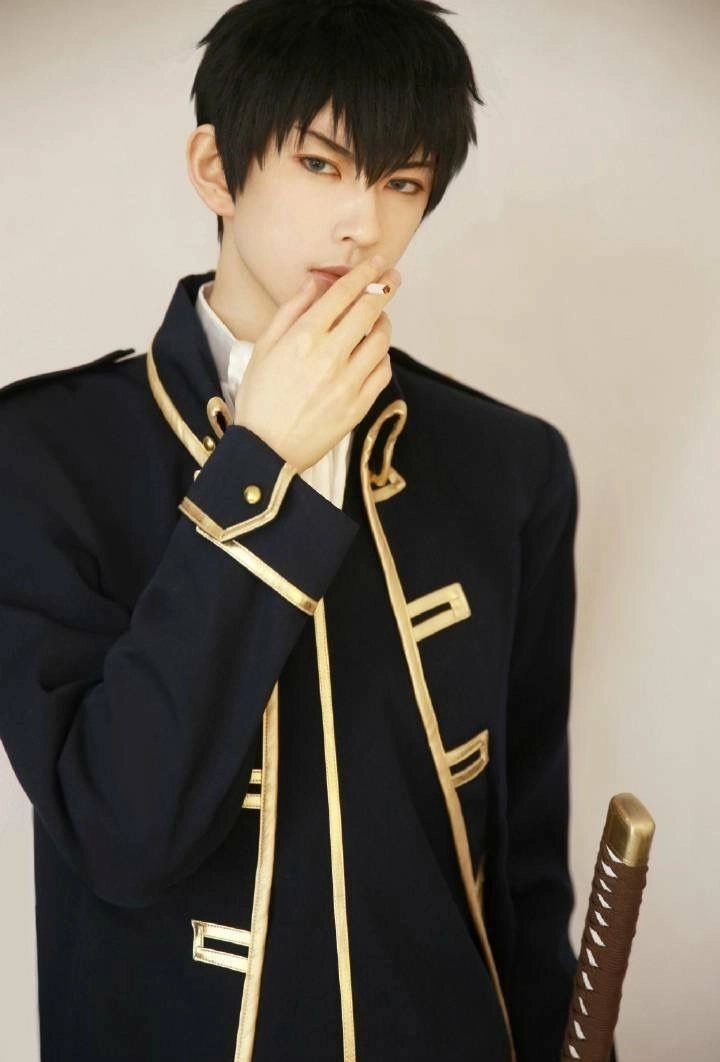 Ngầu và chuẩn nhân vật với Cosplay Hijikata cực chất
