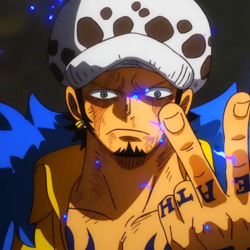 Cận cảnh Trafalgar D Water Law Hand Tattoo biểu tượng