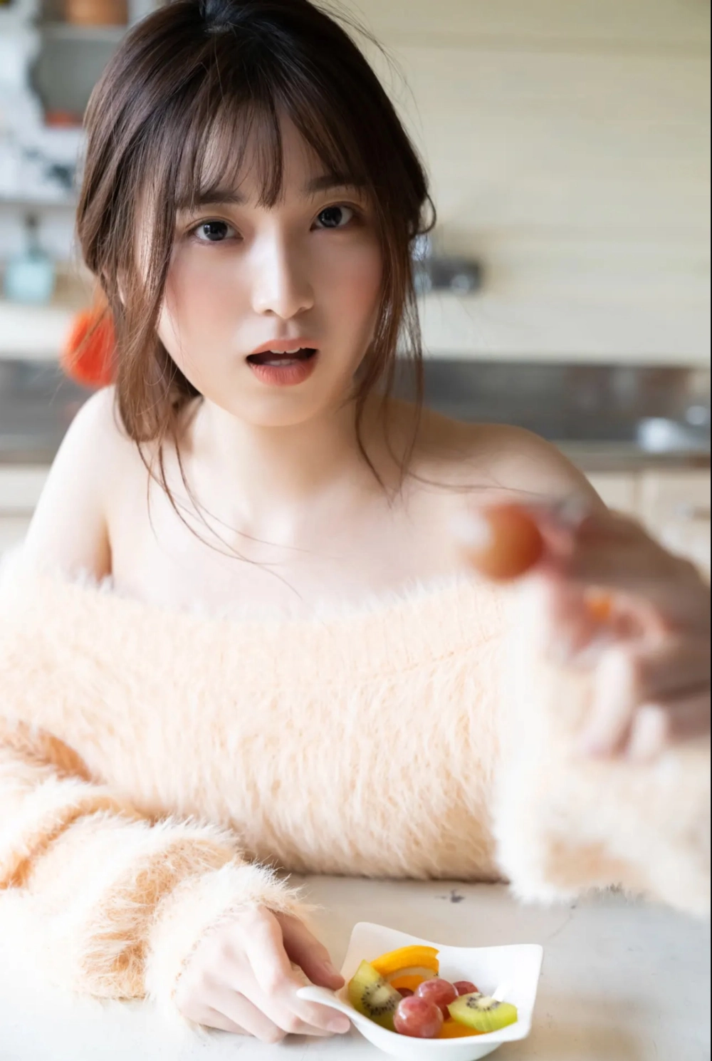Ánh mắt gợi cảm và nụ cười quyến rũ làm nên thương hiệu Ai Saito