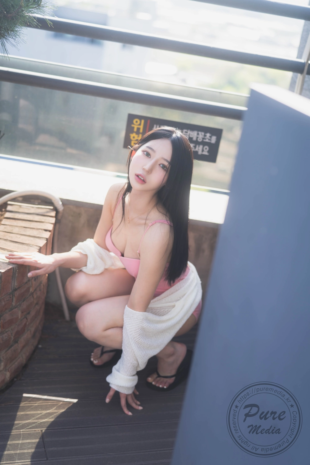 Alas thu hút mọi ánh nhìn với vẻ đẹp sexy rực lửa