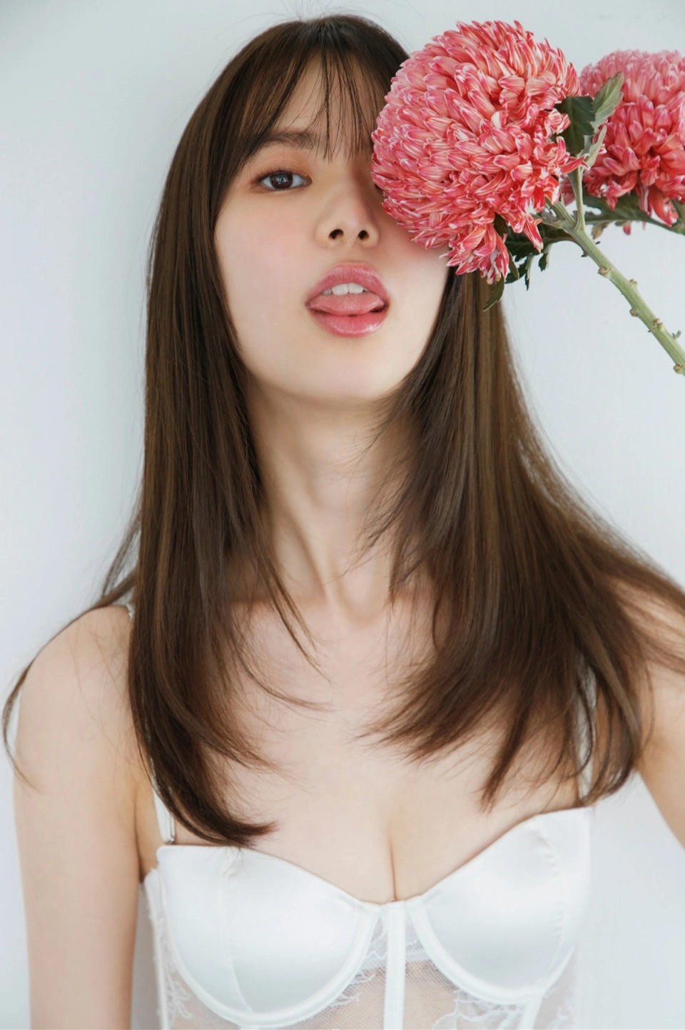 Ảnh gái sexy Việt Nam và những đường cong nóng bỏng