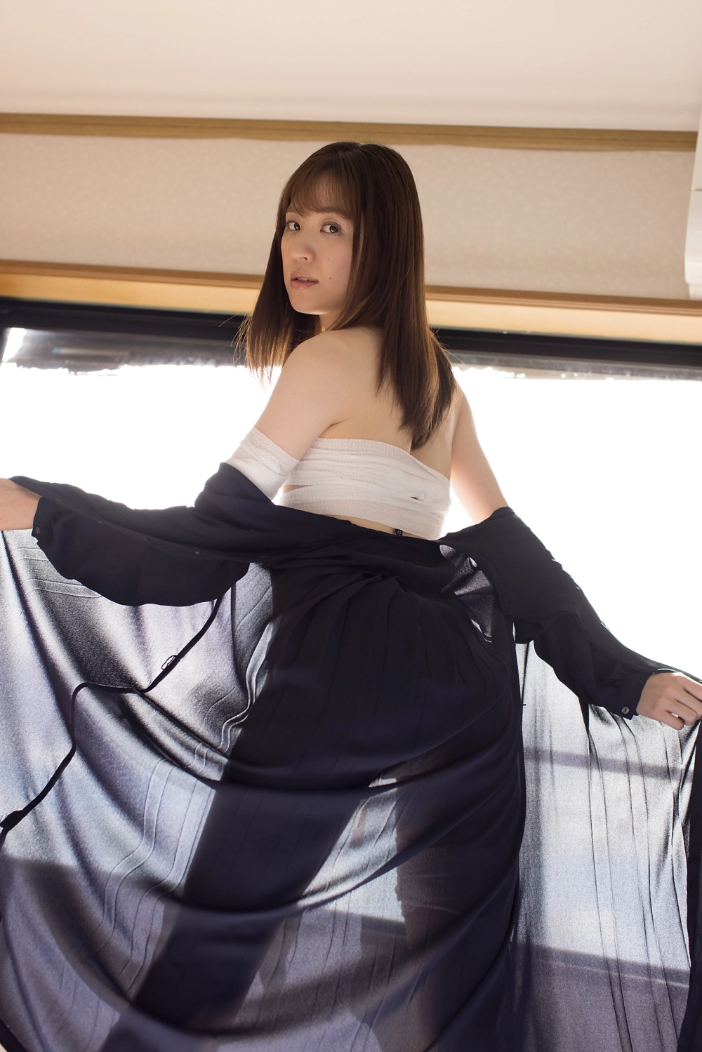 Nét đẹp quyến rũ và sexy của Funaoka Saki khiến người xem say mê mãi không thôi