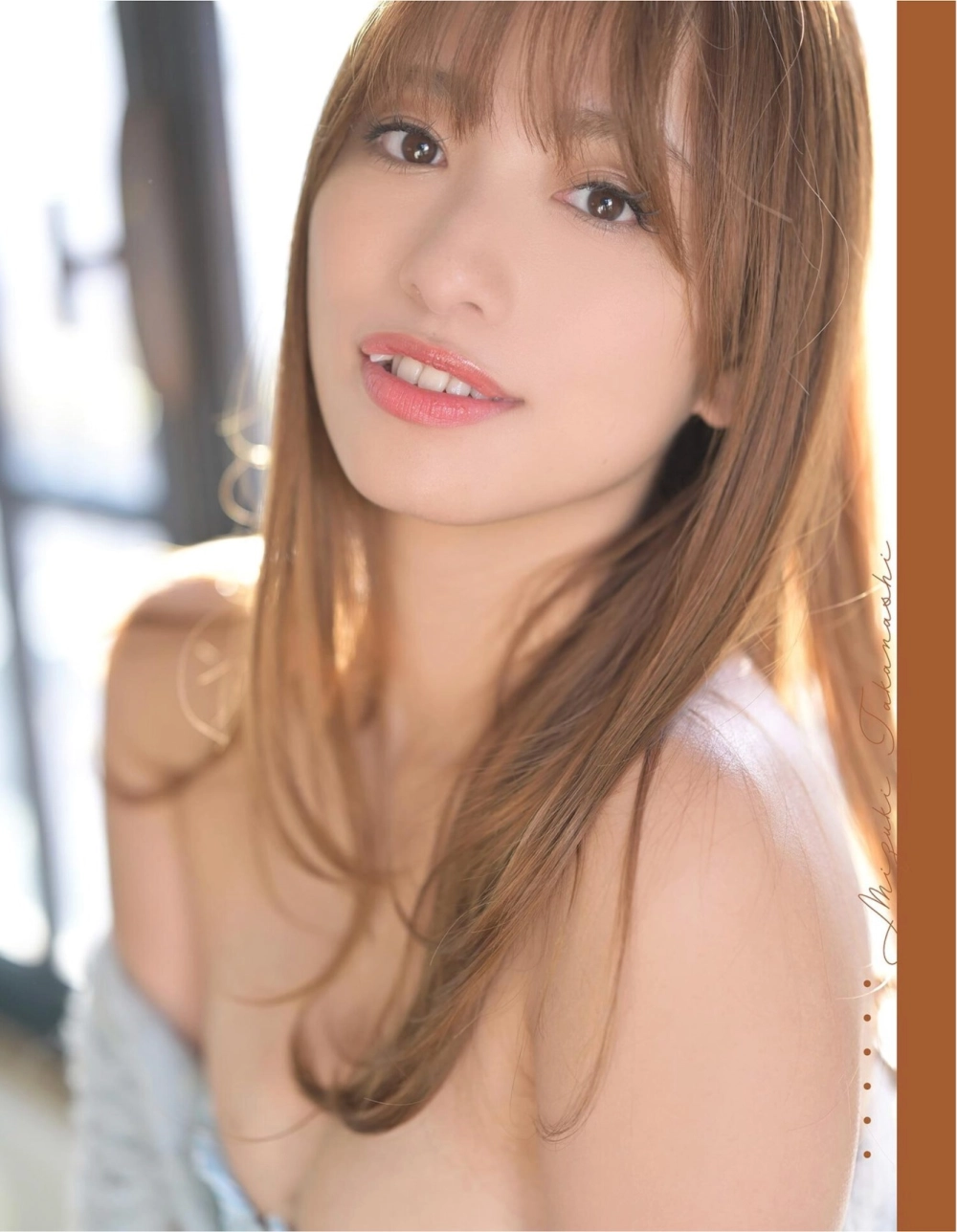 Nét đẹp quyến rũ của Jinguji Nao làm say đắm mọi ánh nhìn