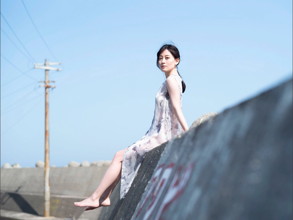 Kami Nishie nóng bỏng và cuốn hút trong từng khoảnh khắc