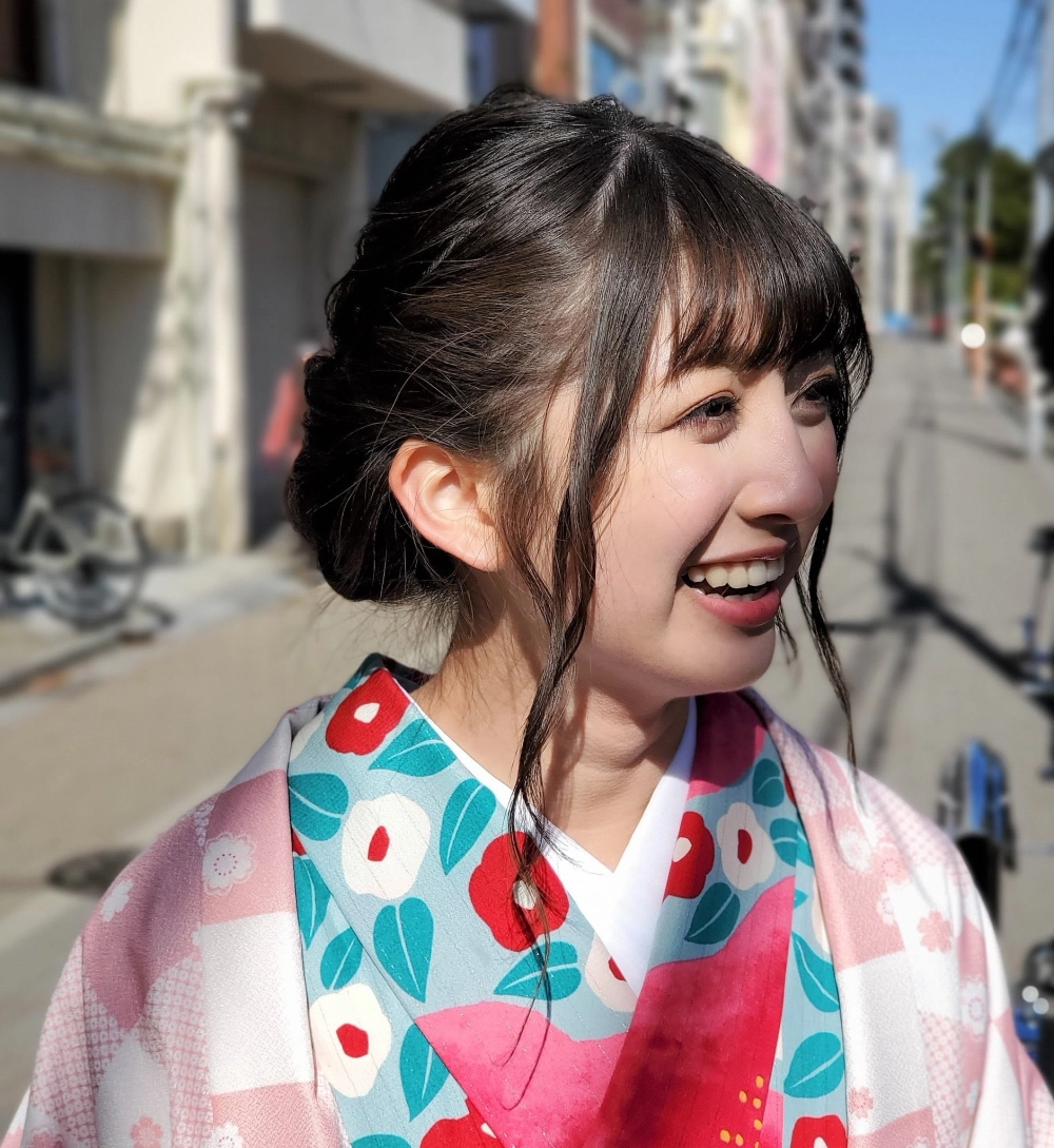 Kawasaki Aya tỏa sáng với thần thái tự tin và cuốn hút