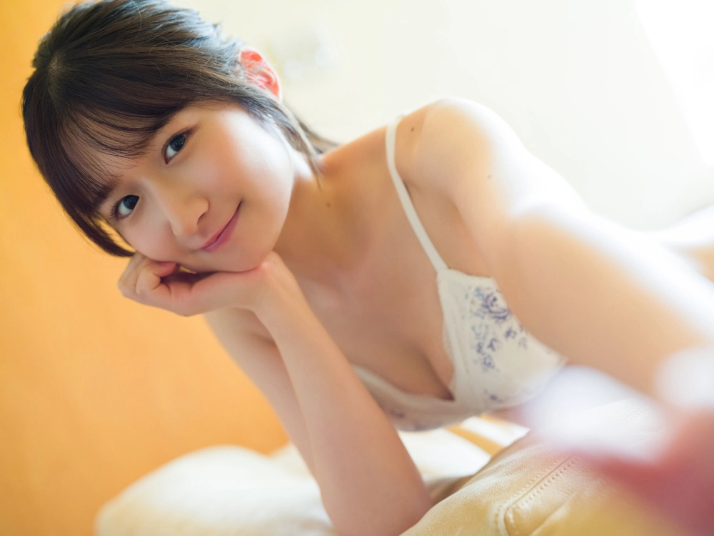 Vẻ đẹp nóng bỏng giúp Kotori Kaiga trở thành tâm điểm