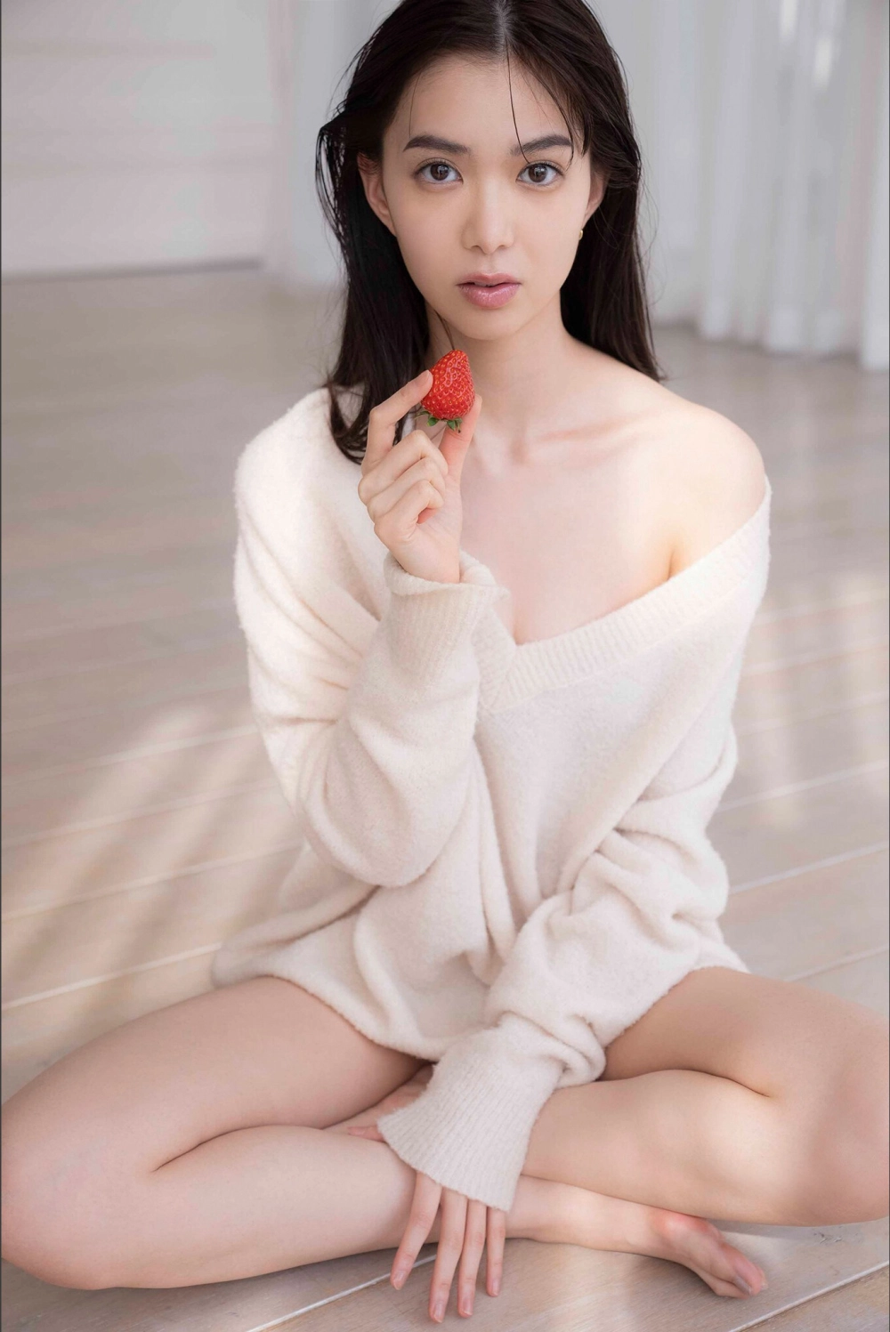 Vẻ đẹp nóng bỏng của Matsudaira Riko khiến tim tan chảy