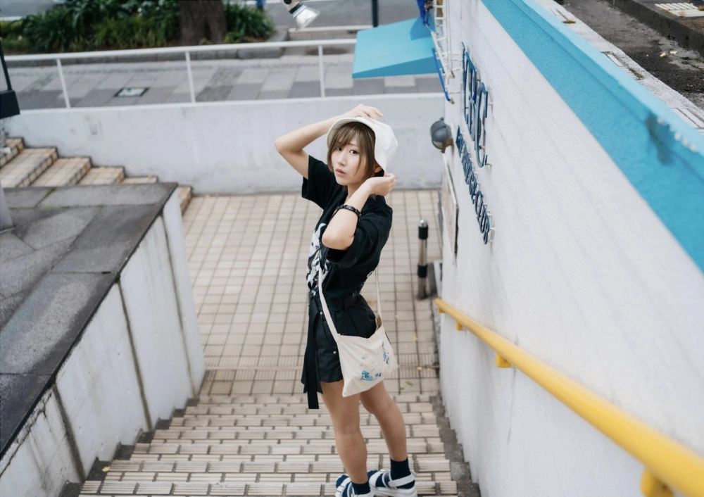 Vóc dáng quyến rũ và thần thái tự tin giúp Mei Dong Miao tỏa sáng