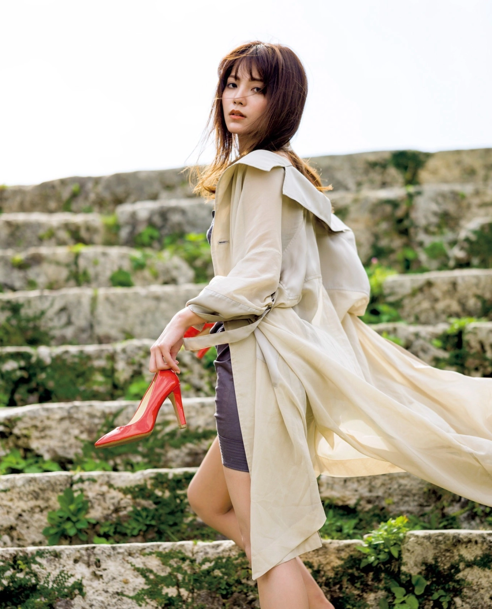 Miki Nanri mang đến vẻ gợi cảm tinh tế nhưng đầy sức hút