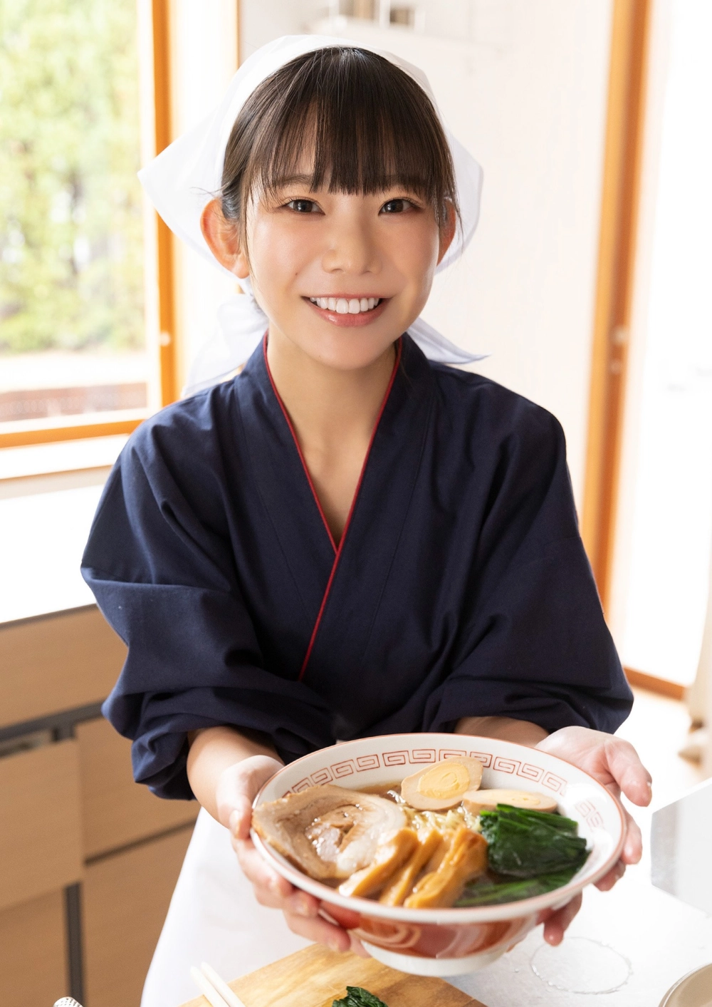 Nagasawa Morina quyến rũ trong từng đường cong và ánh nhìn