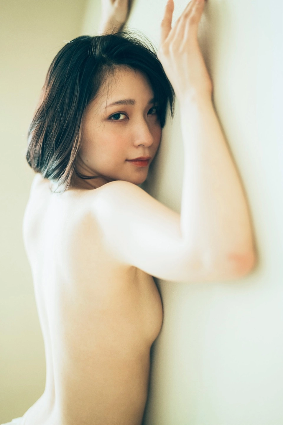 Nét đẹp quyến rũ và ánh nhìn táo bạo khiến Neat thật nổi bật