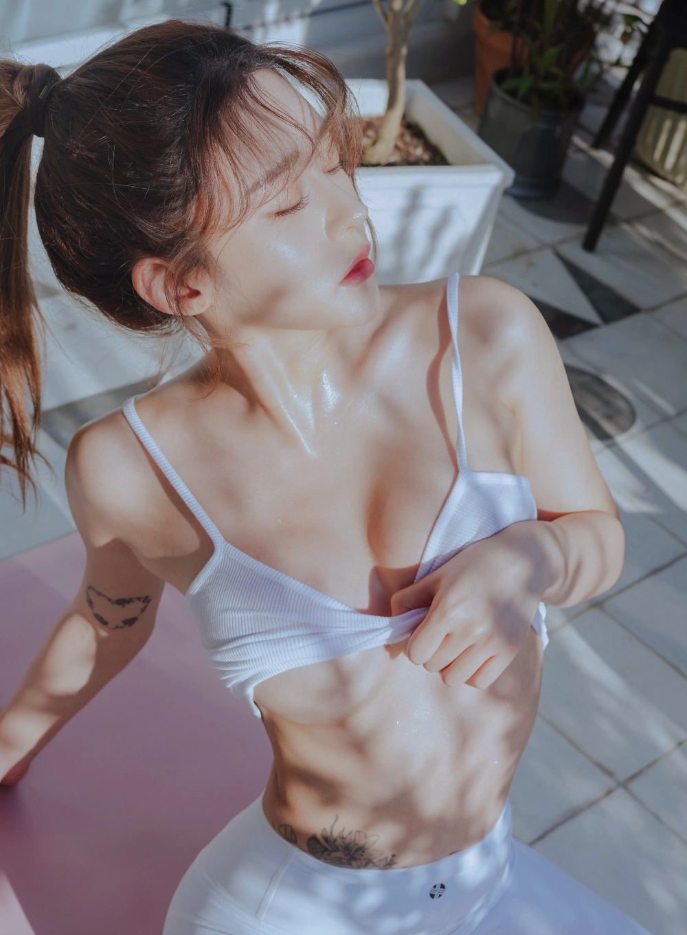 Sức hấp dẫn của Rahee khiến mọi ánh nhìn dừng lại
